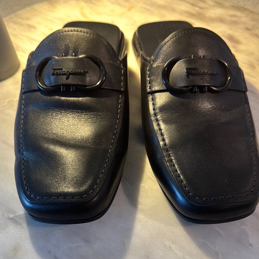 Salvatore Ferragamo Men's Black Leather Loafers